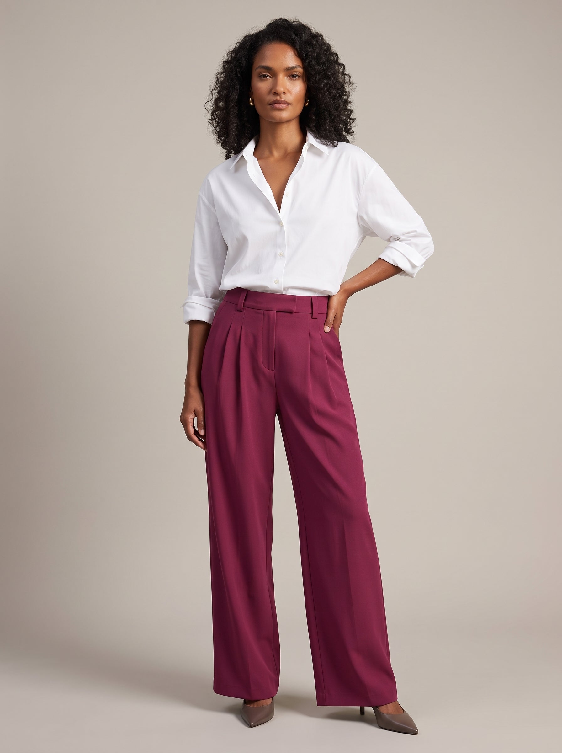 dipni womens high waisted wide leg trousers rood hero hand op heup 02