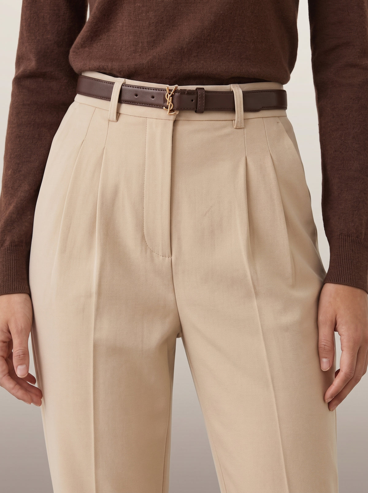 06 beige waist detail